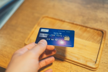 【キャッシュレス決済限定！】駅徒歩2分！駐車場64台・無料Wi-Fi／○朝食付